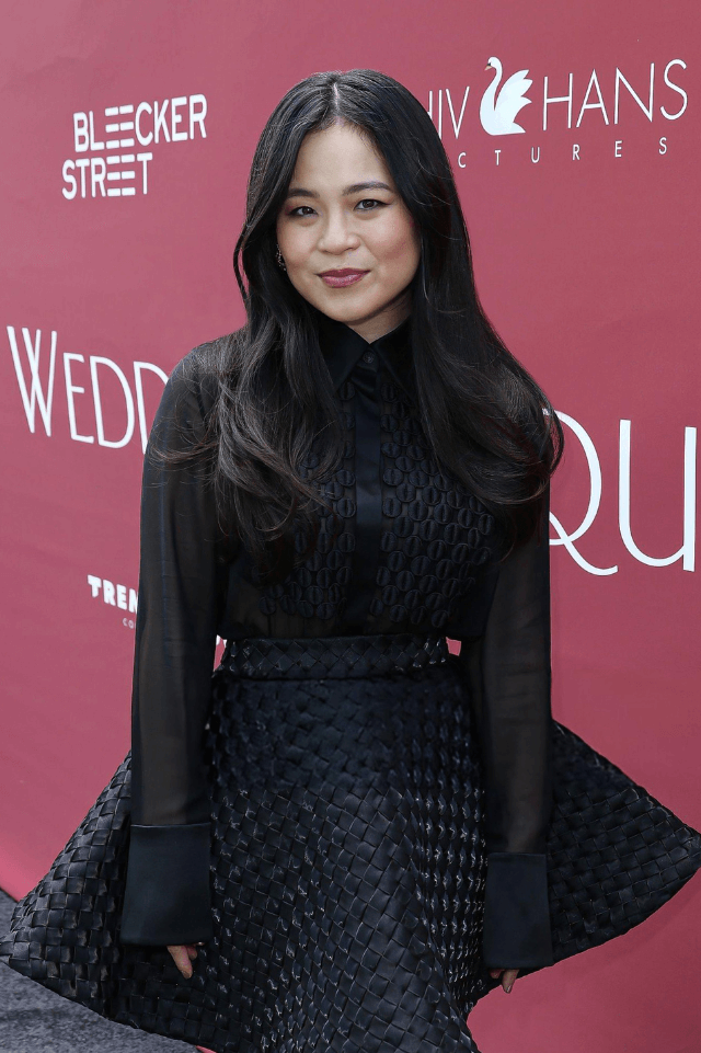 KELLY MARIE TRAN IN CONG TRI 
