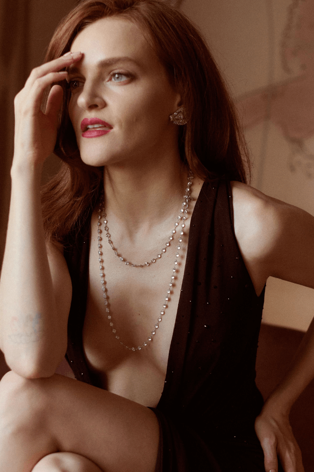 MADELINE BREWER IN CONG TRI 