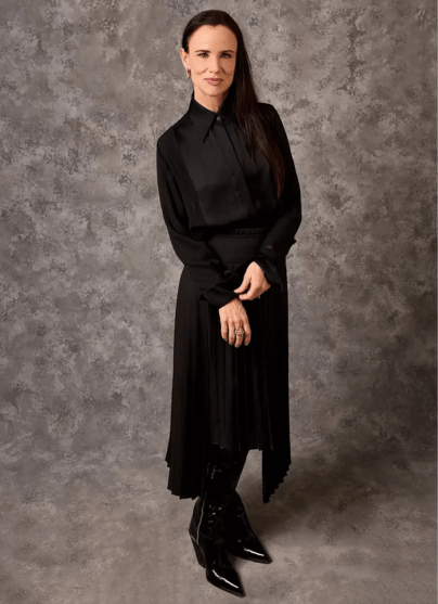 JULIETTE LEWIS IN CONG TRI