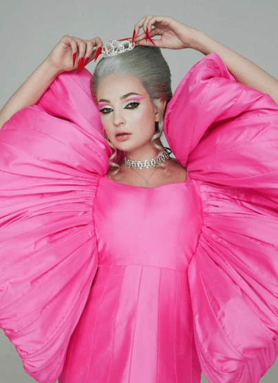 KIM PETRAS IN CONG TRI