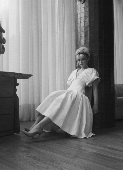 KATHRYN NEWTON IN CONG TRI