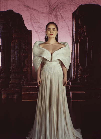 KELLY MARIE TRAN IN CONG TRI