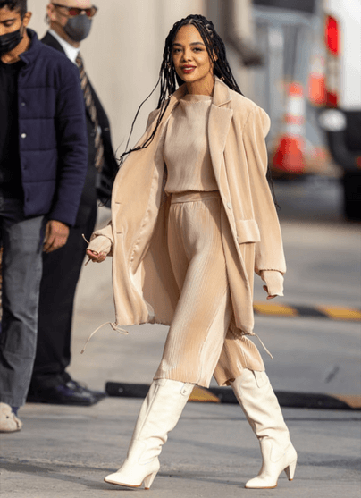 TESSA THOMPSON IN CONG TRI